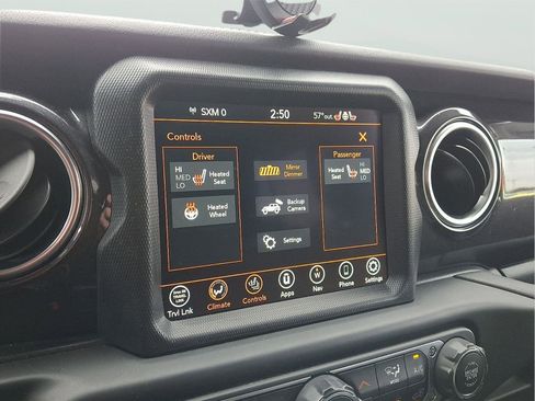 Used 2021 Jeep Wrangler Unlimited Sahara image 19