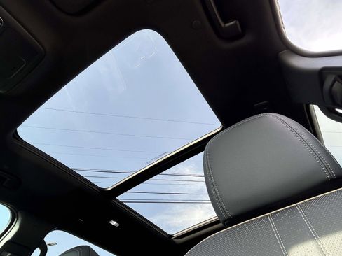 New 2026 Chevrolet Traverse High Country w/ LPO, Floor Liner Package image 11