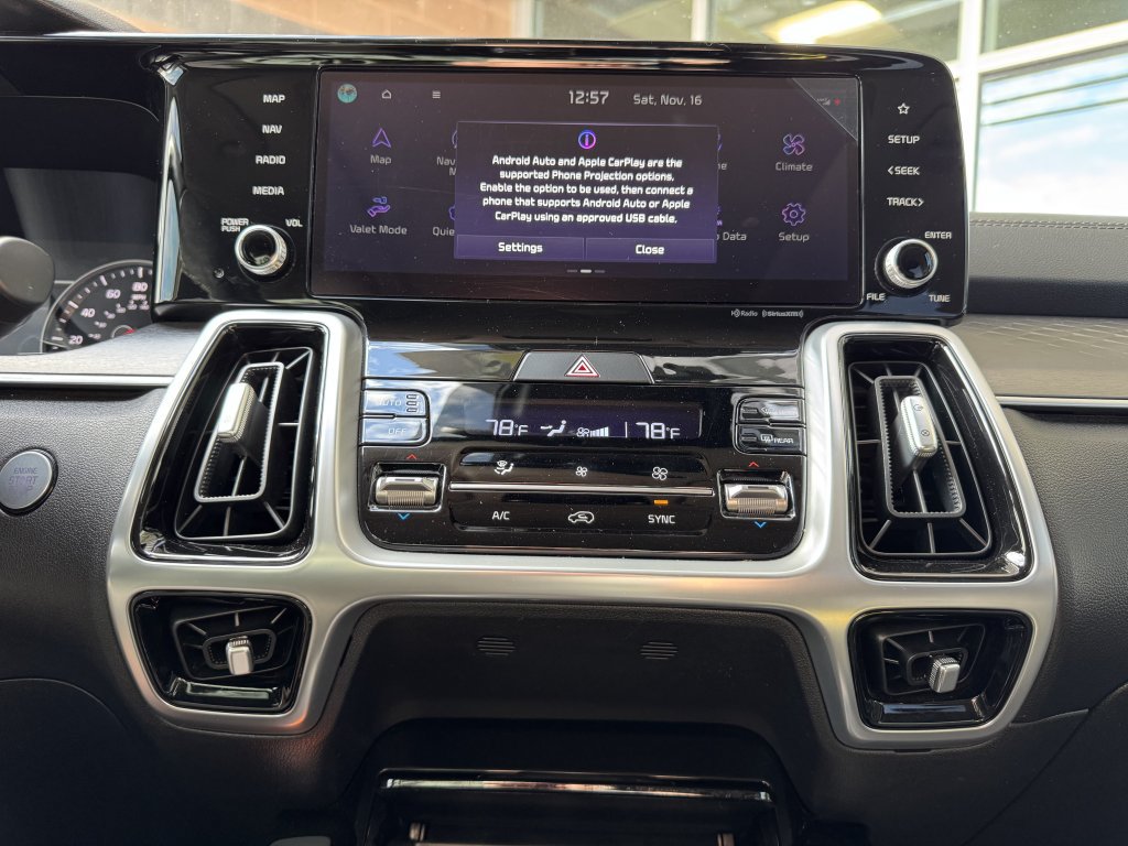 Used 2022 Kia Sorento SX FWD image 25