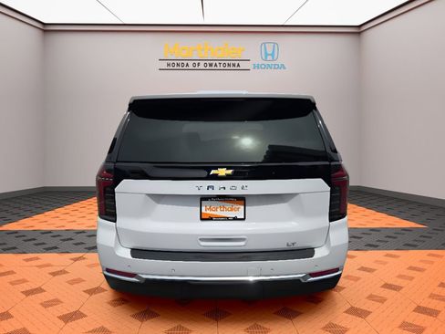 Used 2025 Chevrolet Tahoe LT AWD/4WD image 4