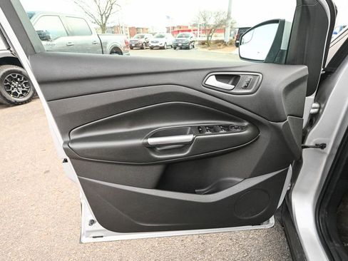 Used 2013 Ford Escape SE image 19