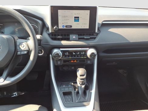Used 2024 Toyota RAV4 XLE w/ Convenience Package FWD image 14