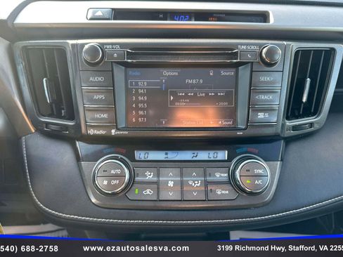 Used 2015 Toyota RAV4 XLE FWD image 21