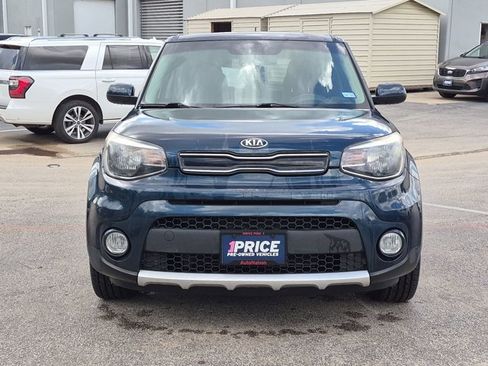 Used 2017 Kia Soul + w/ Audio Package FWD image 2
