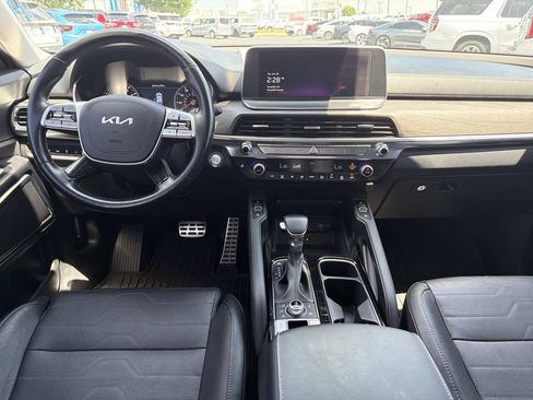 Used 2022 Kia Telluride SX w/ SX Prestige Package AWD/4WD image 17
