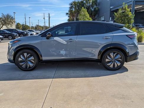 Used 2023 Nissan Ariya image 9