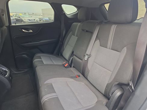 Used 2023 Chevrolet Blazer LT FWD image 13