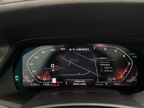 Used 2021 BMW X7 M50i w/ Cold Weather Package image 35