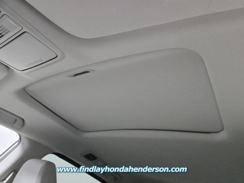 Certified 2026 Honda Odyssey EX-L image 13
