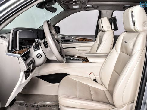 Used 2021 Cadillac Escalade ESV Premium Luxury Platinum image 14