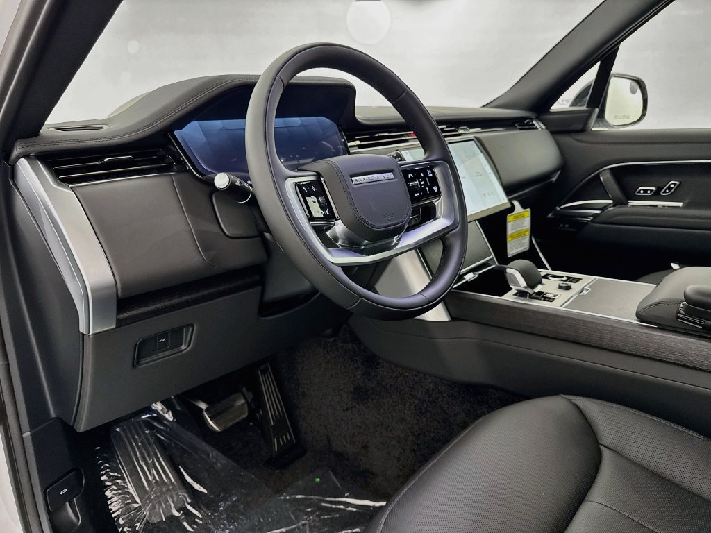New 2027 Land Rover Range Rover Long Wheelbase SE AWD/4WD image 9