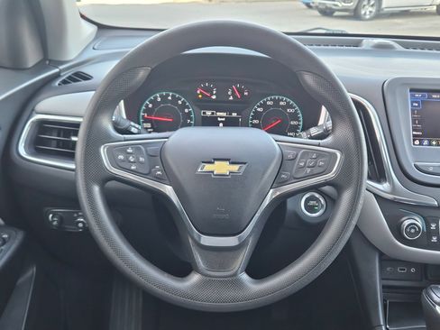Used 2020 Chevrolet Equinox LS w/ LS Convenience Package FWD image 15