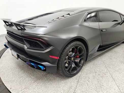 Used 2018 Lamborghini Huracan LP 580-2 image 16