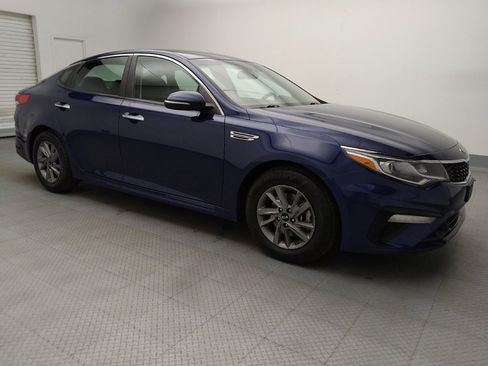 Used 2020 Kia Optima LX FWD image 11