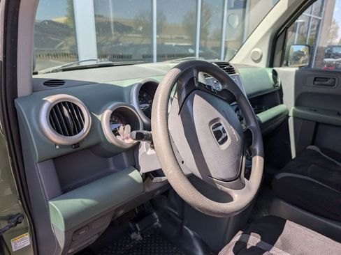 Used 2005 Honda Element EX image 8