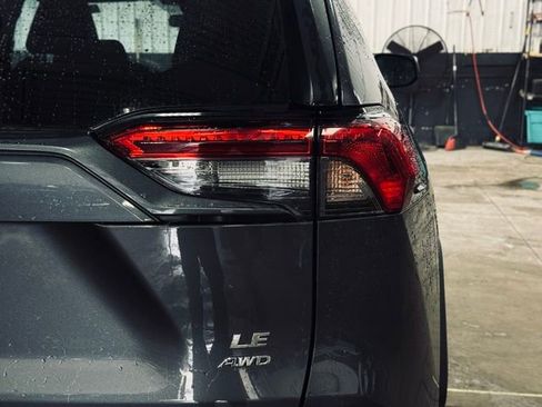 Used 2024 Toyota RAV4 LE image 8