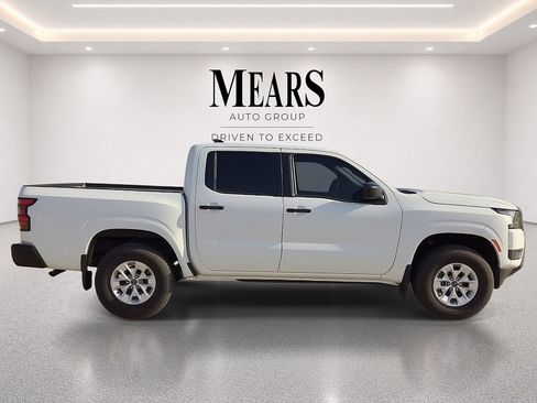 Used 2025 Nissan Frontier S AWD/4WD image 6