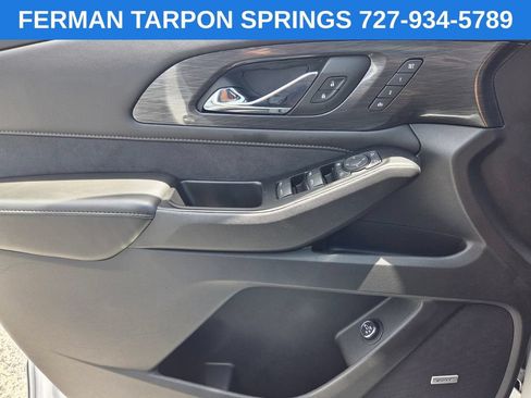 Used 2023 Chevrolet Traverse High Country w/ LPO, Floor Liner Package FWD image 26