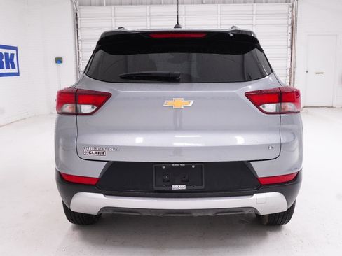Used 2023 Chevrolet TrailBlazer LT FWD image 6