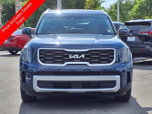 Used 2025 Kia Telluride S AWD/4WD image 2