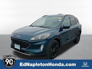 Used 2020 Ford Escape SEL video 1