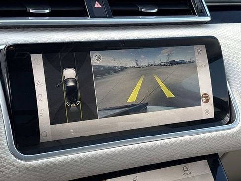 Used 2023 Land Rover Range Rover Velar R-Dynamic S image 13