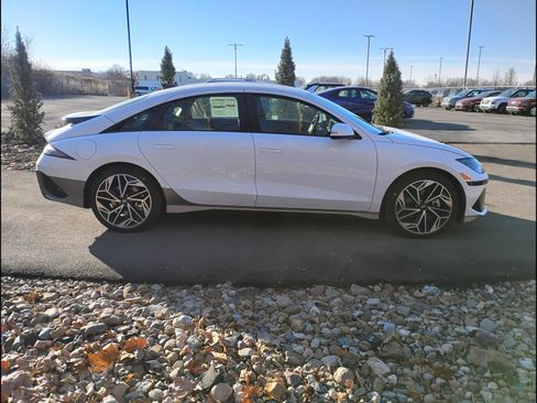 New 2025 Hyundai Ioniq 6 SEL AWD/4WD image 7
