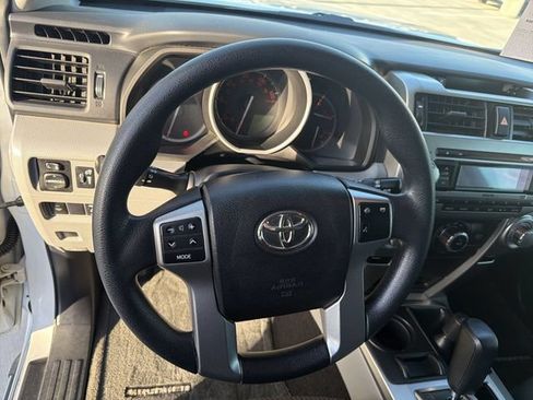 Used 2012 Toyota 4Runner SR5 w/ Convenience Pkg AWD/4WD image 15