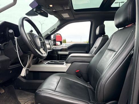 Used 2017 Ford F250 Lariat w/ Lariat Ultimate Package AWD/4WD image 12