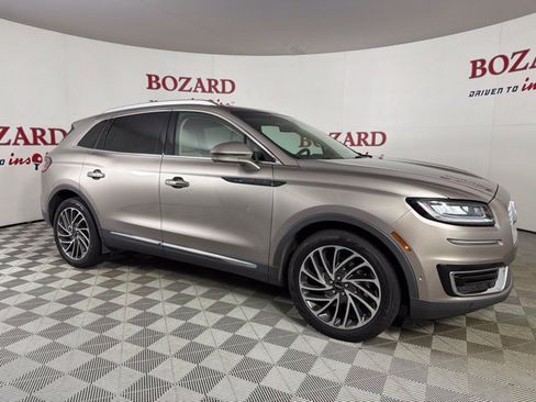 Used 2020 Lincoln Nautilus Reserve w/ Equipment Group 201A FWD image 14