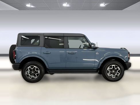 Used 2025 Ford Bronco Outer Banks AWD/4WD image 8