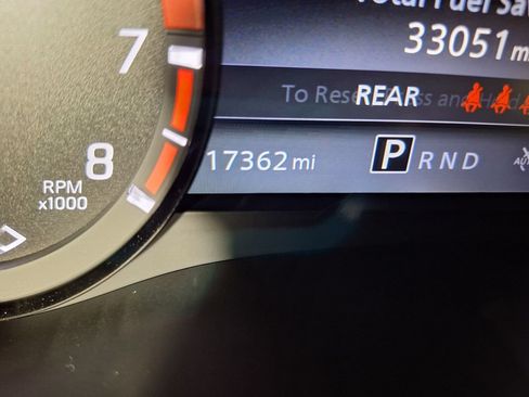 Used 2025 Nissan Frontier Pro-X RWD image 16