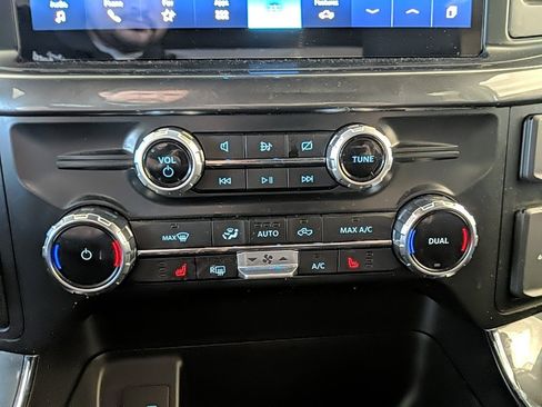 Certified 2022 Ford F150 XLT w/ Equipment Group 302A High image 17