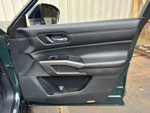 Used 2022 Nissan Pathfinder Platinum w/ Cargo Package FWD image 43