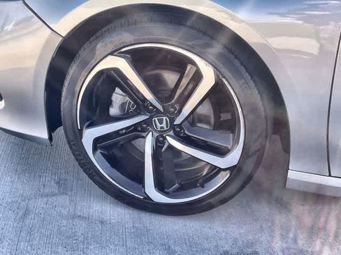 Used 2022 Honda Accord Sport Special Edition image 9
