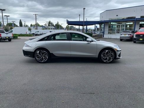 New 2025 Hyundai Ioniq 6 SEL image 6