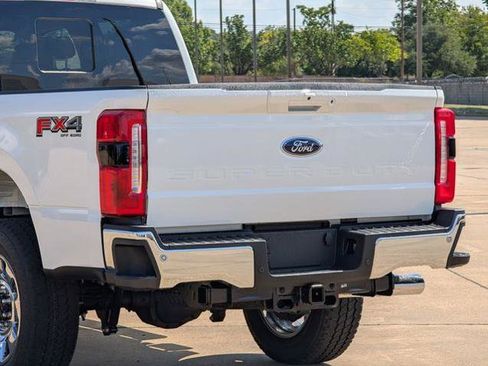 New 2026 Ford F250 Lariat w/ Lariat Premium Package image 6