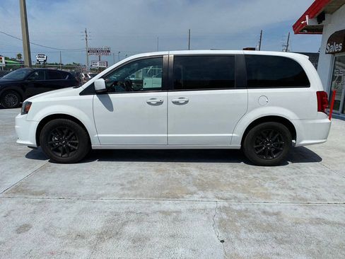 Used 2019 Dodge Grand Caravan GT FWD image 4