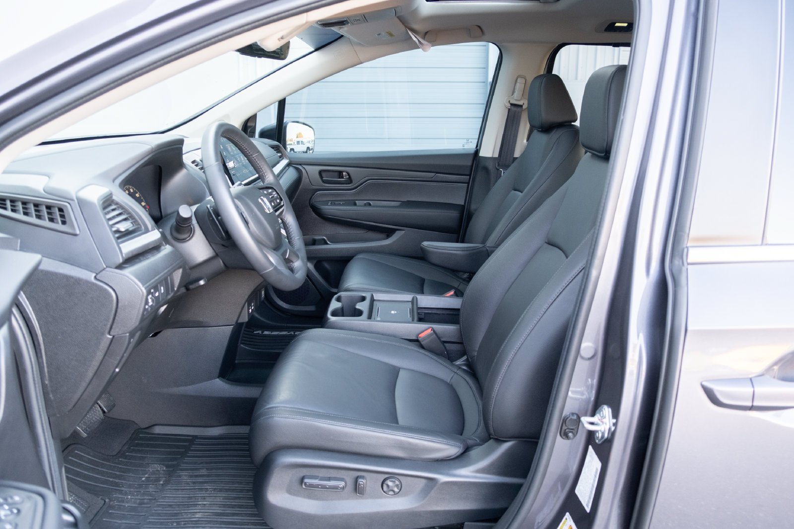 Used 2025 Honda Odyssey EX-L image 15