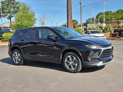 Used 2023 Chevrolet Blazer LT AWD/4WD image 1