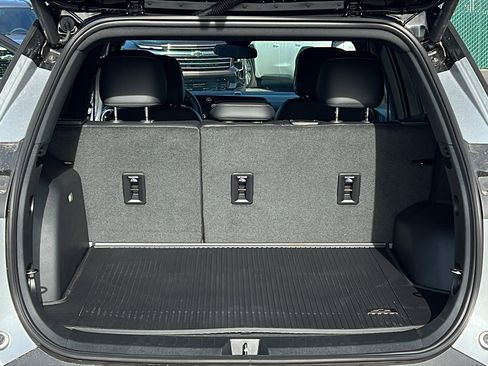 New 2026 Chevrolet Equinox LT w/ Convenience Package II image 11