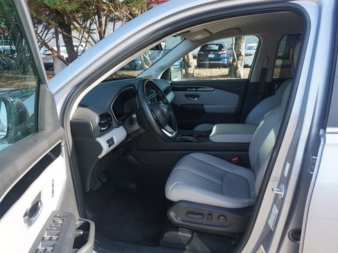 Used 2023 Honda Pilot EX-L image 2