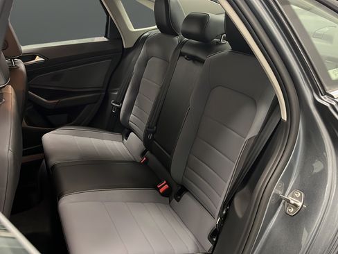 Used 2025 Volkswagen Jetta SE w/ Sunroof Package FWD image 23