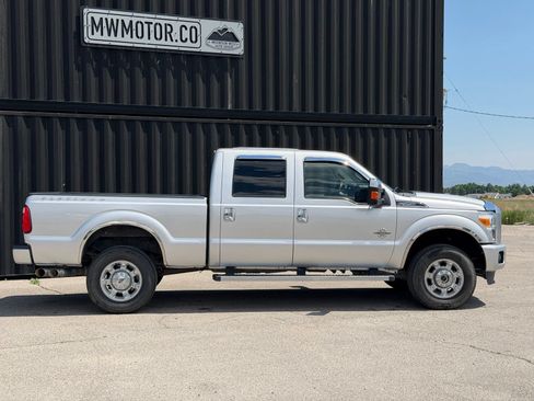 Used 2014 Ford F350 Platinum w/ Platinum Package AWD/4WD image 3