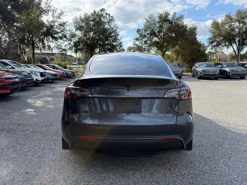 Used 2024 Tesla Model Y Long Range image 12