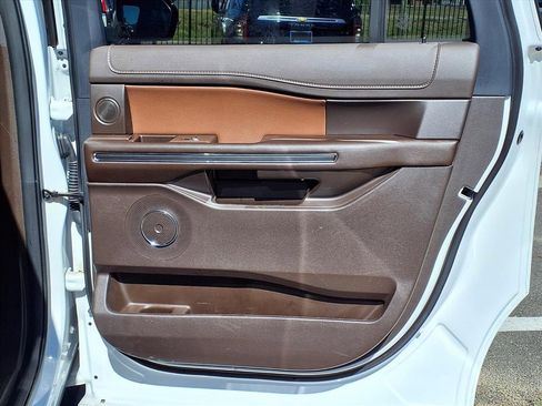 Used 2024 Ford Expedition Max King Ranch image 14