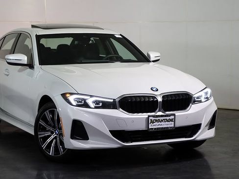 Used 2025 BMW 330i xDrive Sedan AWD/4WD image 6