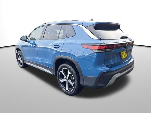 New 2026 Volkswagen Tiguan SE image 3