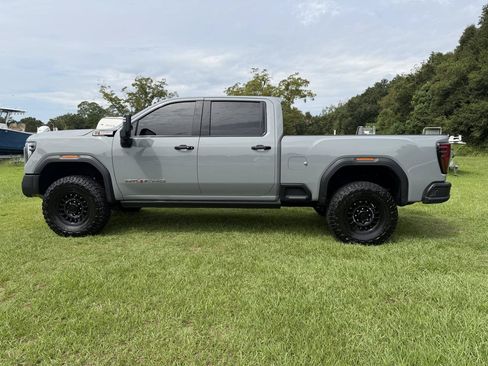 Used 2025 GMC Sierra 2500 AT4X w/ AT4X AEV Edition AWD/4WD image 2