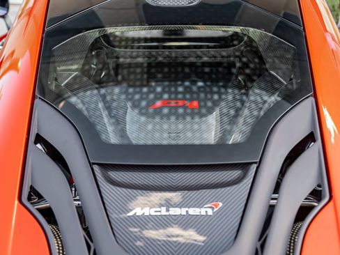 Used 2015 McLaren P1 RWD image 19